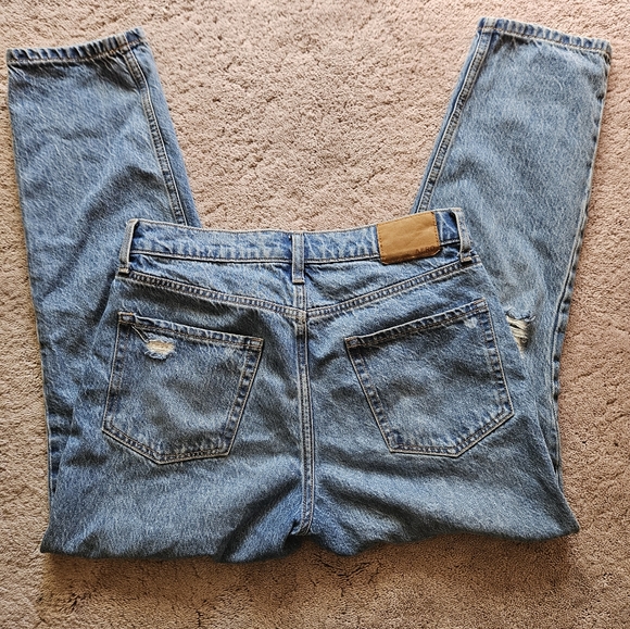 Aeropostale Mom Jeans size 6 EUC - Picture 3 of 5